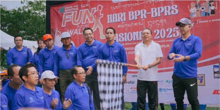 funwalk hari bpr-bprs nasional 2025 lapangan timur renon denpasar